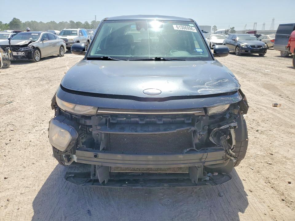 2020 Kia Soul მანქანა იყიდება აუქციონზე, vin: KNDJ23AU8L7041828, აუქციონის ნომერი: 61306996
