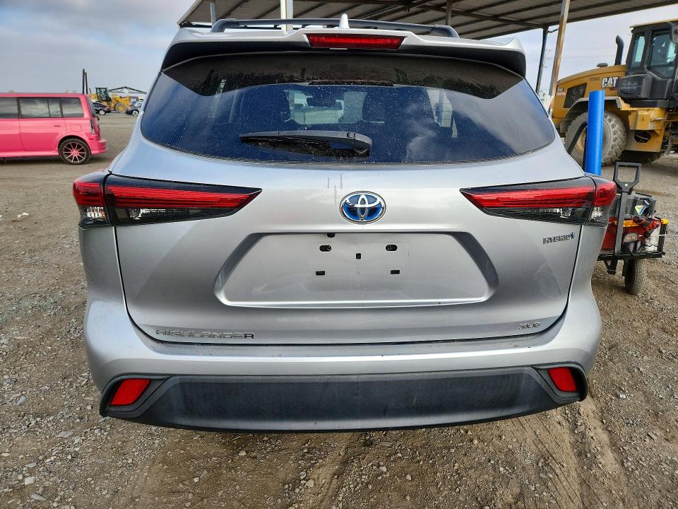 62722066 :رقم المزاد ، 5TDHARAH1NS513397 vin ، 2022 Toyota Highlander Hybrid مزاد بيع