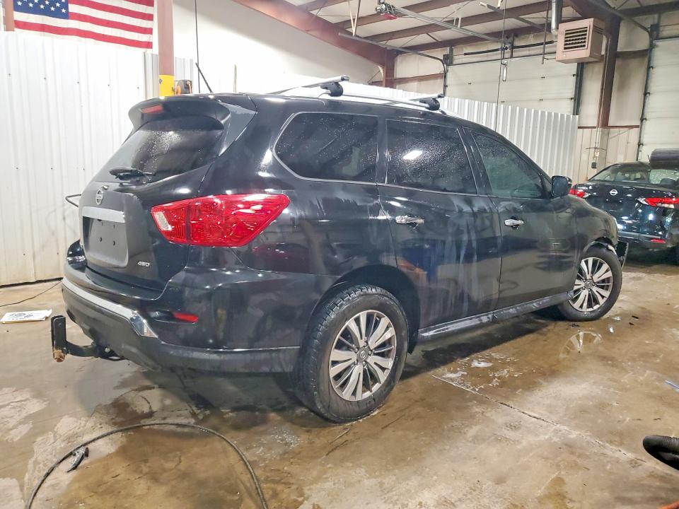 Продаж на аукціоні авто 2018 Nissan Pathfinder, vin: 5N1DR2MM1JC626779, номер лоту: 62843296