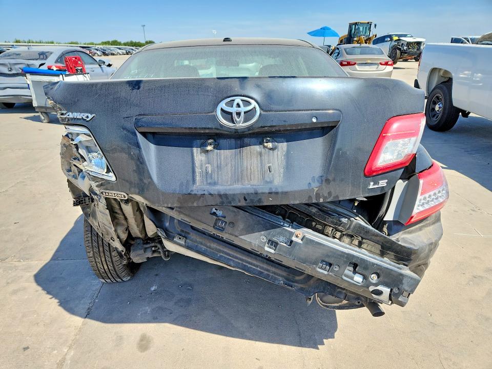 2010 Toyota Camry მანქანა იყიდება აუქციონზე, vin: 4T1BF3EK3AU550530, აუქციონის ნომერი: 62979686