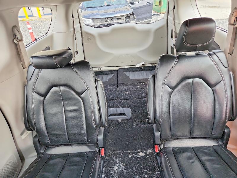 62332896 :رقم المزاد ، 2C4RC1BG2NR117297 vin ، 2022 Chrysler Pacifica مزاد بيع