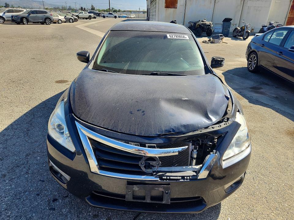 2015 Nissan Altima მანქანა იყიდება აუქციონზე, vin: 1N4AL3AP9FC129621, აუქციონის ნომერი: 62789056