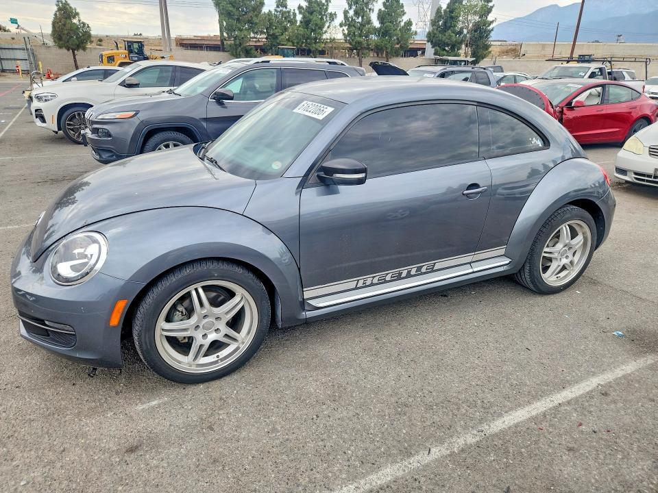 2012 Volkswagen Beetle მანქანა იყიდება აუქციონზე, vin: 3VWJP7AT0CM629676, აუქციონის ნომერი: 61622066
