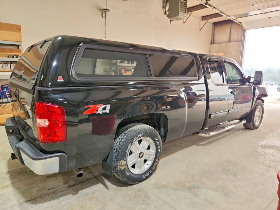 Продаж на аукціоні авто 2011 Chevrolet Silverado, vin: 1GCRKSE09BZ124479, номер лоту: 61342336