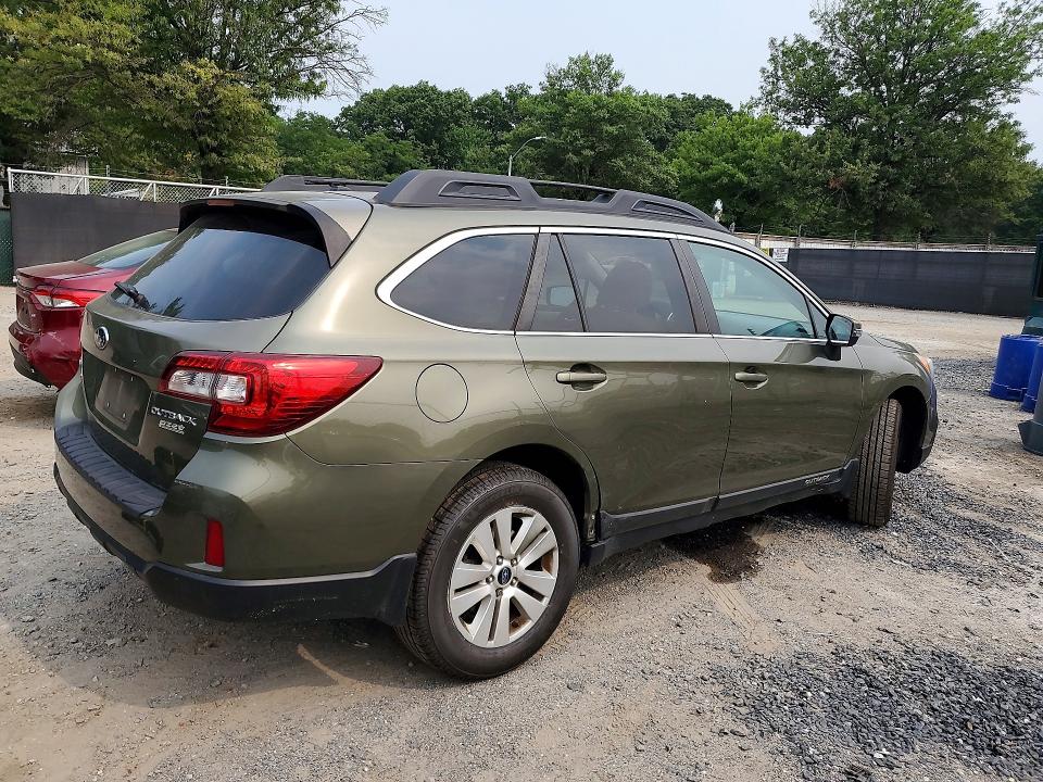 60747206 :رقم المزاد ، 4S4BSAFC5F3244367 vin ، 2015 Subaru Outback مزاد بيع