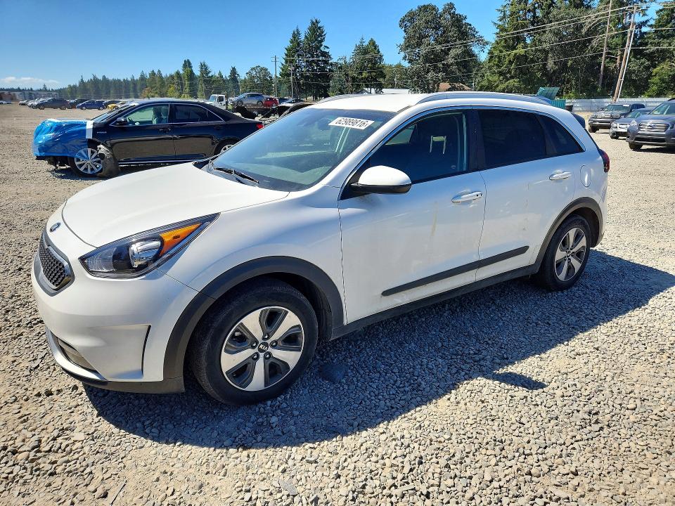 2018 Kia Niro მანქანა იყიდება აუქციონზე, vin: KNDCB3LC4J5204545, აუქციონის ნომერი: 62989816