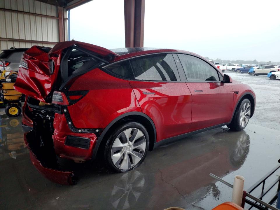 2024 Tesla Model Y მანქანა იყიდება აუქციონზე, vin: 7SAYGDEE1RA257029, აუქციონის ნომერი: 61310656