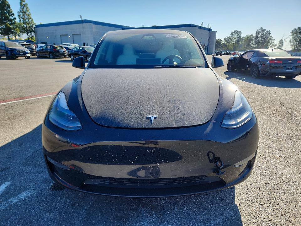 2023 Tesla Model Y მანქანა იყიდება აუქციონზე, vin: 7SAYGDEE4PF867653, აუქციონის ნომერი: 60025616