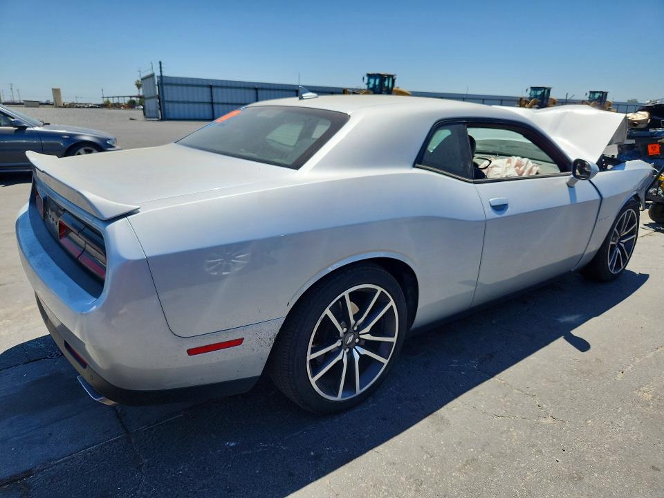 Продаж на аукціоні авто 2022 Dodge Challenger, vin: 2C3CDZBT4NH230807, номер лоту: 62698976