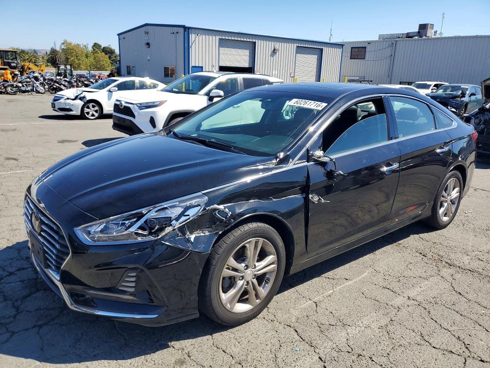60261716 :رقم المزاد ، 5NPE34AFXJH648912 vin ، 2018 Hyundai Sonata مزاد بيع