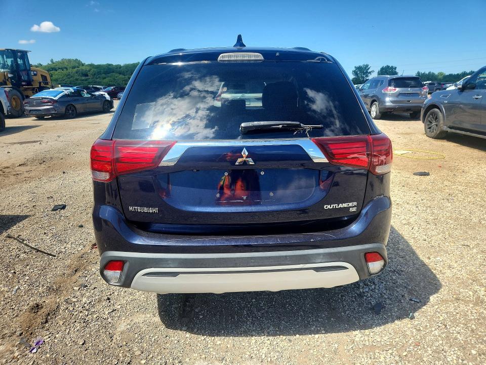 62765826 :رقم المزاد ، JA4AZ3A3XKZ044004 vin ، 2019 Mitsubishi Outlander مزاد بيع