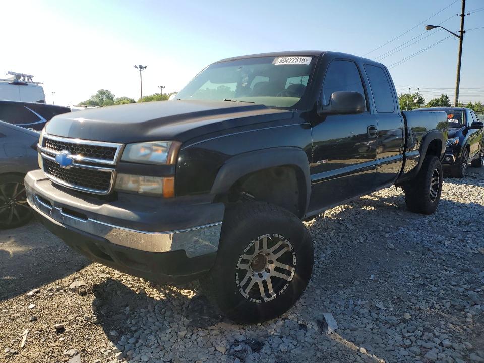 Продажа на аукционе авто 2005 Chevrolet Silverado, vin: 1GCHK29255E288329, номер лота: 60422316