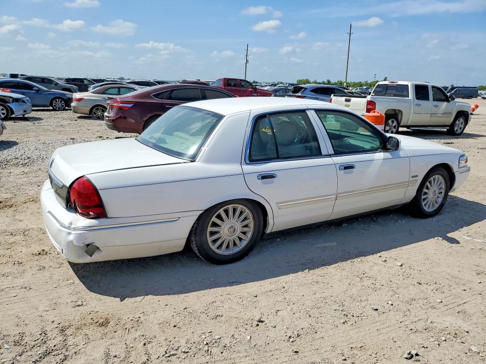 Auction sale of the 2010 Mercury Grand Marquis, vin: 2MEBM7FV4AX616388, lot number: 63238796