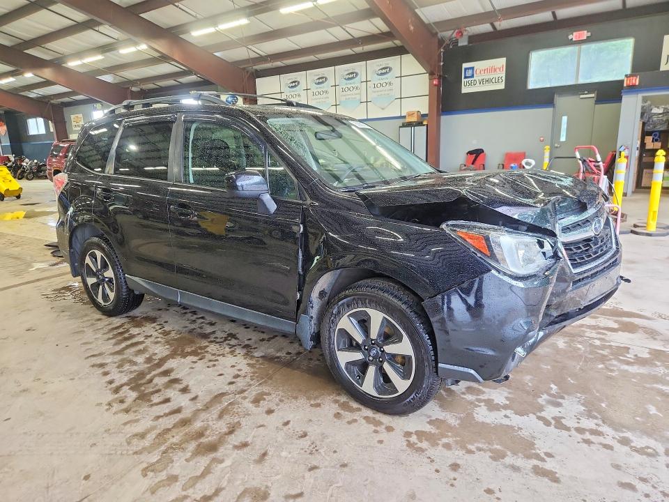 62900786 :رقم المزاد ، JF2SJAEC7HH404233 vin ، 2017 Subaru Forester مزاد بيع