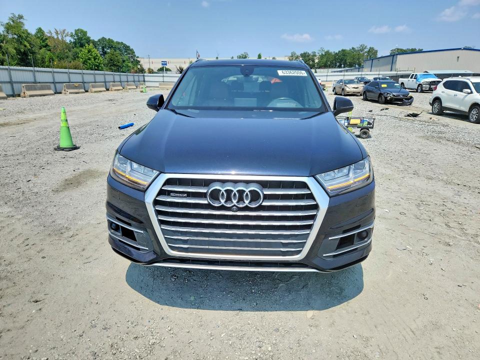 63362006 :رقم المزاد ، WA1VAAF76HD057153 vin ، 2017 Audi Q7 مزاد بيع