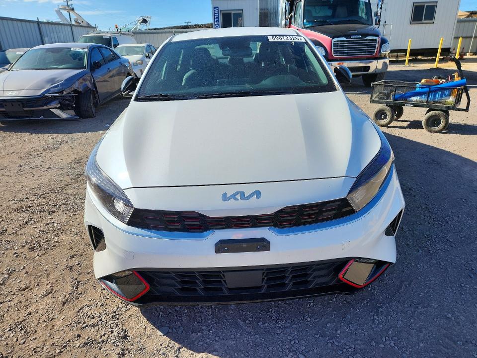 2023 Kia Forte მანქანა იყიდება აუქციონზე, vin: 3KPF54AD5PE642915, აუქციონის ნომერი: 60672326