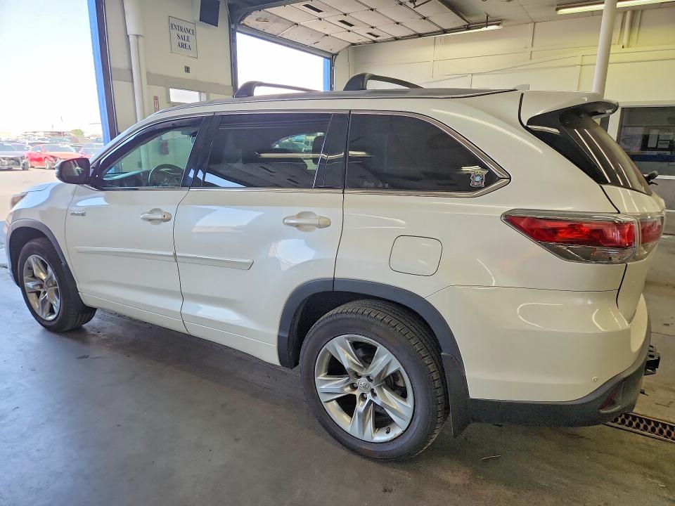 Auction sale of the 2015 Toyota Highlander Hybrid, vin: 5TDDCRFH4FS009204, lot number: 63182876