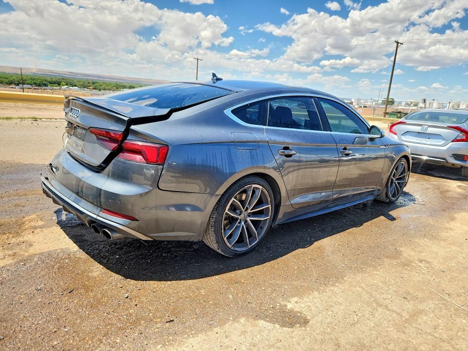 59734126 :رقم المزاد ، WAUB4CF55JA075528 vin ، 2018 Audi S5 مزاد بيع