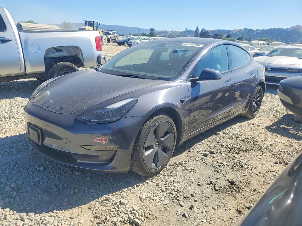 Продаж на аукціоні авто 2023 Tesla Model 3, vin: 5YJ3E1EA7PF646735, номер лоту: 63718996