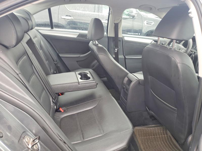 59221126 :رقم المزاد ، 3VWDP7AJ5DM218528 vin ، 2013 Volkswagen Jetta مزاد بيع