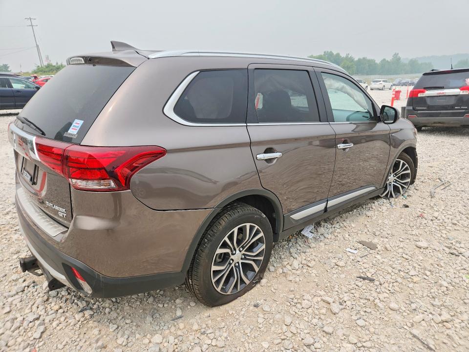 61024256 :رقم المزاد ، JA4JZ4AX1HZ006002 vin ، 2017 Mitsubishi Outlander مزاد بيع