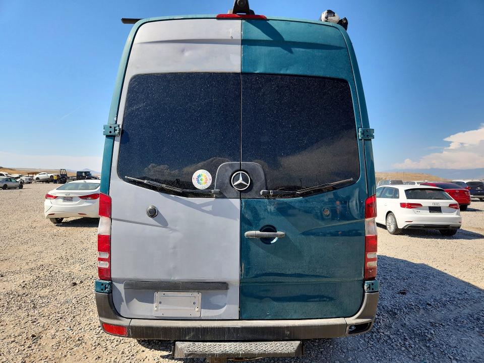 60081606 :رقم المزاد ، WD3FE7CD7HP549470 vin ، 2017 Mercedes-benz Sprinter مزاد بيع