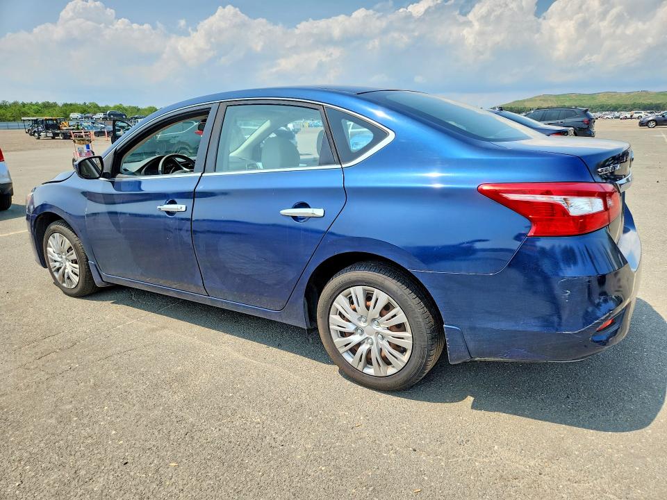 Продажа на аукционе авто 2017 Nissan Sentra, vin: 3N1AB7AP7HY352175, номер лота: 61552516