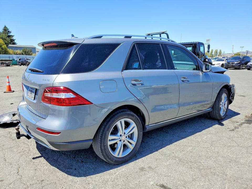 Продажа на аукционе авто 2012 Mercedes-benz Ml, vin: 4JGDA5HB4CA028489, номер лота: 61373036