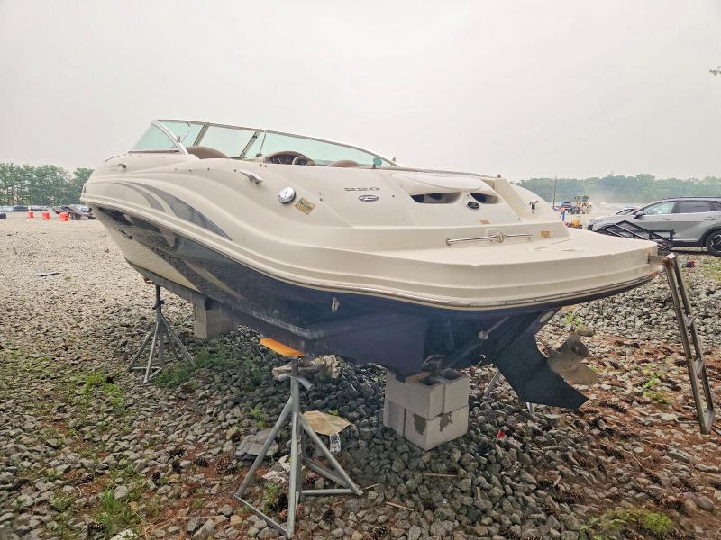 Продаж на аукціоні авто 2003 Sea Ray Sea Ray Bow Rider, vin: SERV1978H203220SD, номер лоту: 58794406