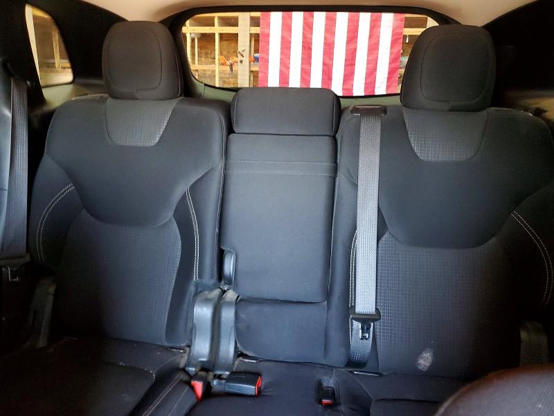 62666416 :رقم المزاد ، 1C4PJMCB3FW715358 vin ، 2015 Jeep Cherokee مزاد بيع