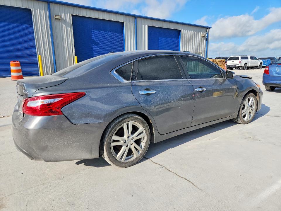 59298006 :رقم المزاد ، 1N4BL3AP8GC150238 vin ، 2016 Nissan Altima مزاد بيع