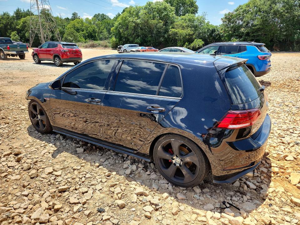 62811006 :رقم المزاد ، 3VW447AU0JM288081 vin ، 2018 Volkswagen Gti مزاد بيع