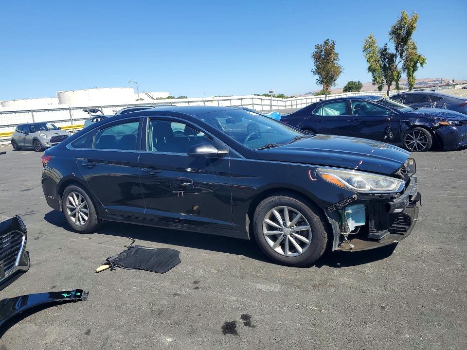 Продаж на аукціоні авто 2018 Hyundai Sonata, vin: 5NPE24AFXJH676549, номер лоту: 61201226