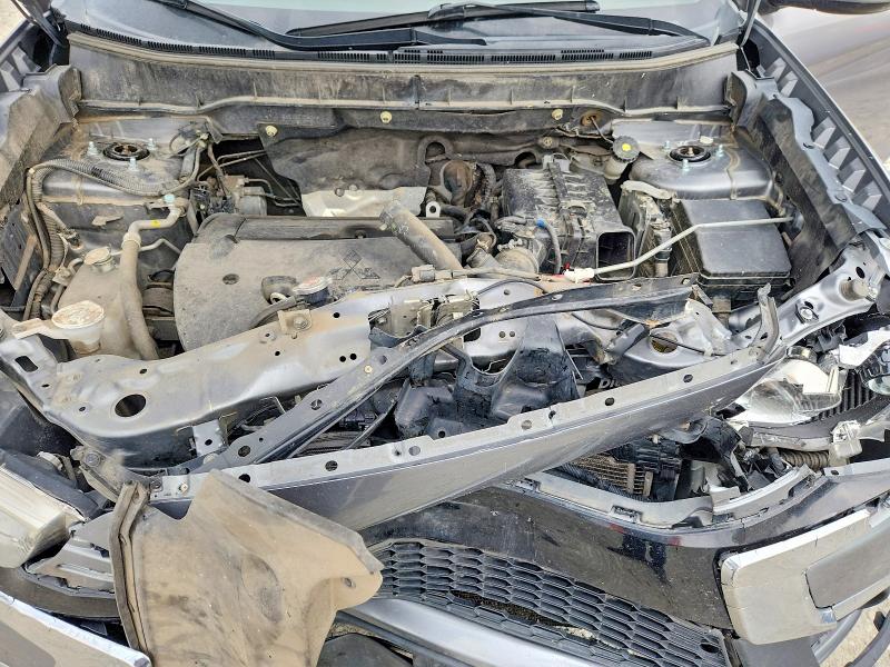 62649136 :رقم المزاد ، JA4AP3AUXJU002006 vin ، 2018 Mitsubishi Outlander Sport مزاد بيع
