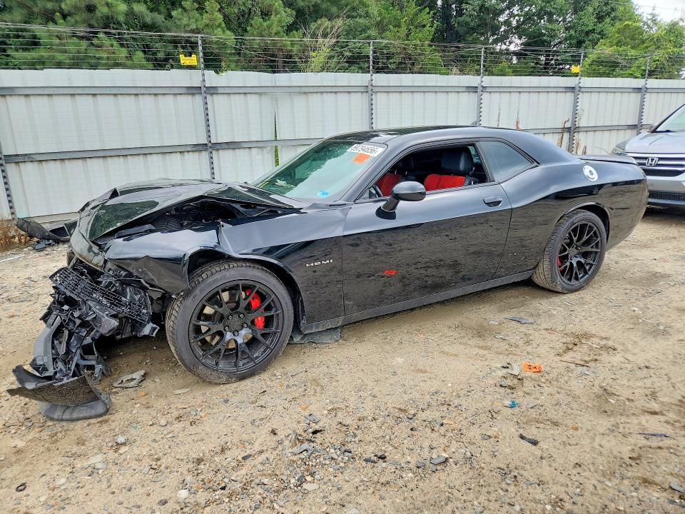 59794656 :رقم المزاد ، 2C3CDZBT6MH641818 vin ، 2021 Dodge Challenger مزاد بيع