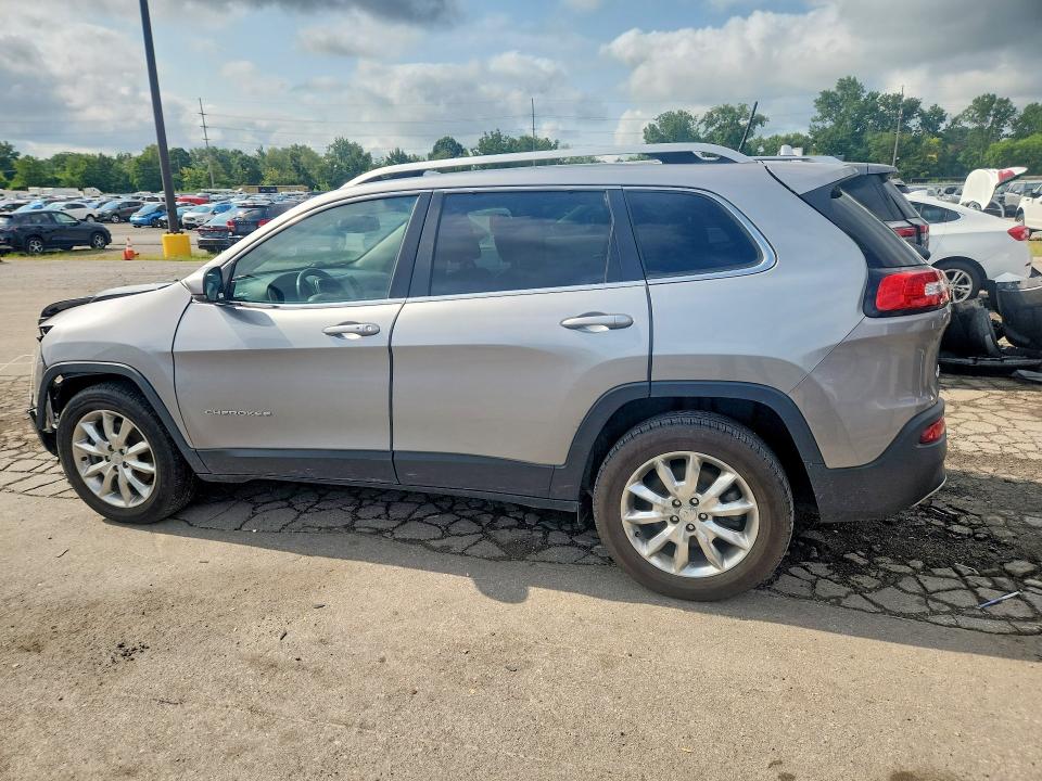 62304386 :رقم المزاد ، 1C4PJMDS8GW280112 vin ، 2016 Jeep Cherokee مزاد بيع