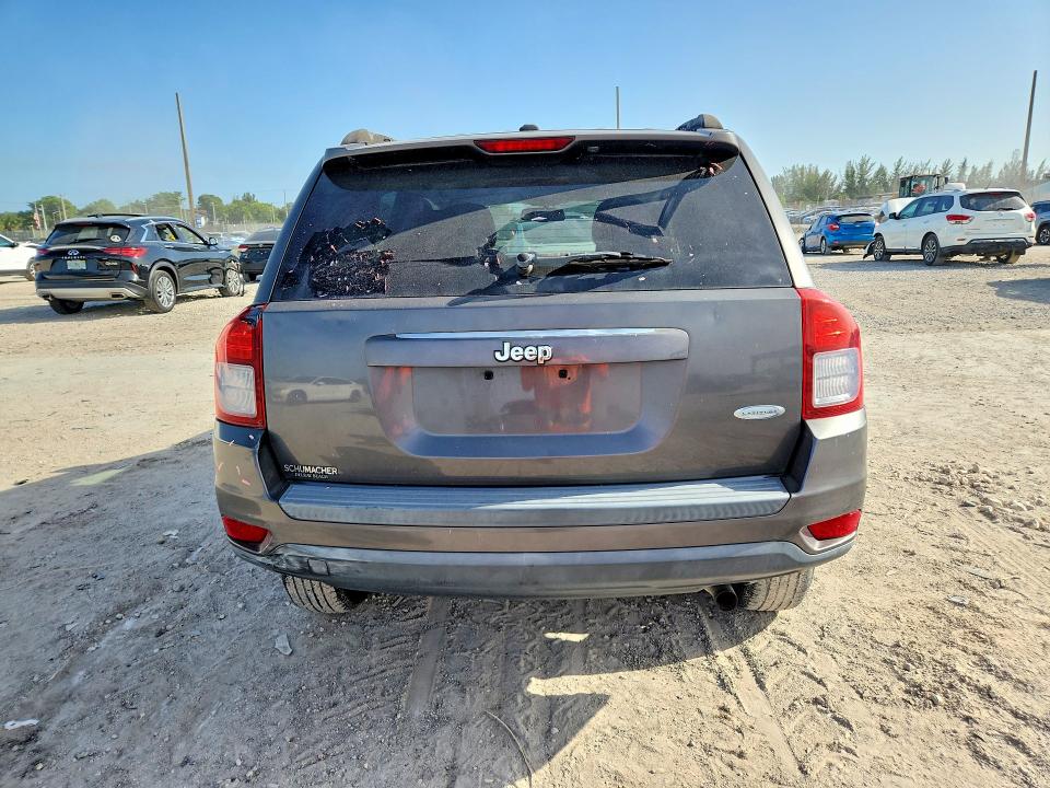 60814066 :رقم المزاد ، 1C4NJCEA7GD655779 vin ، 2016 Jeep Compass مزاد بيع