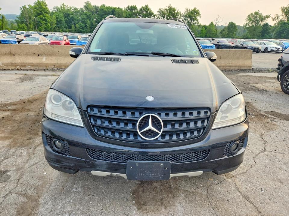 62902246 :رقم المزاد ، 4JGBB86E06A132033 vin ، 2006 Mercedes-benz Ml مزاد بيع