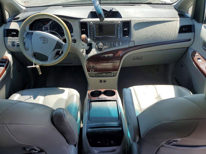 62866356 :رقم المزاد ، 5TDYK3DC7BS085860 vin ، 2011 Toyota Sienna مزاد بيع