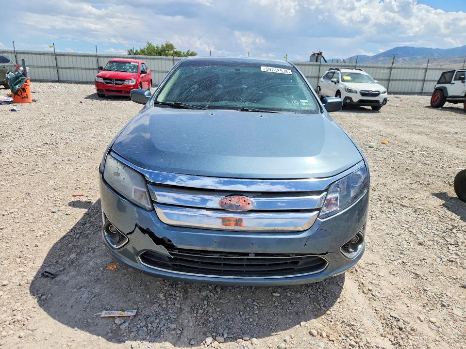 59742936 :رقم المزاد ، 3FAHP0JA0BR256735 vin ، 2011 Ford Fusion مزاد بيع