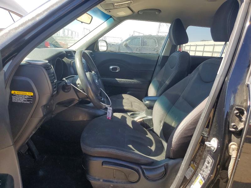 62985356 :رقم المزاد ، KNDJN2A2XF7168441 vin ، 2015 Kia Soul مزاد بيع