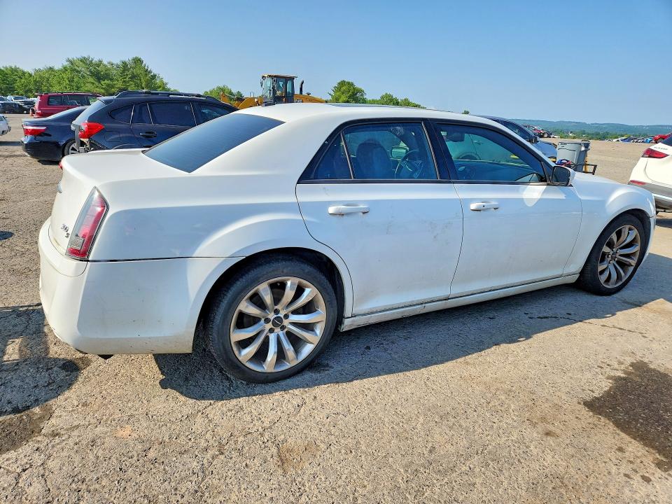 2014 Chrysler 300 მანქანა იყიდება აუქციონზე, vin: 2C3CCABG8EH301563, აუქციონის ნომერი: 59581826