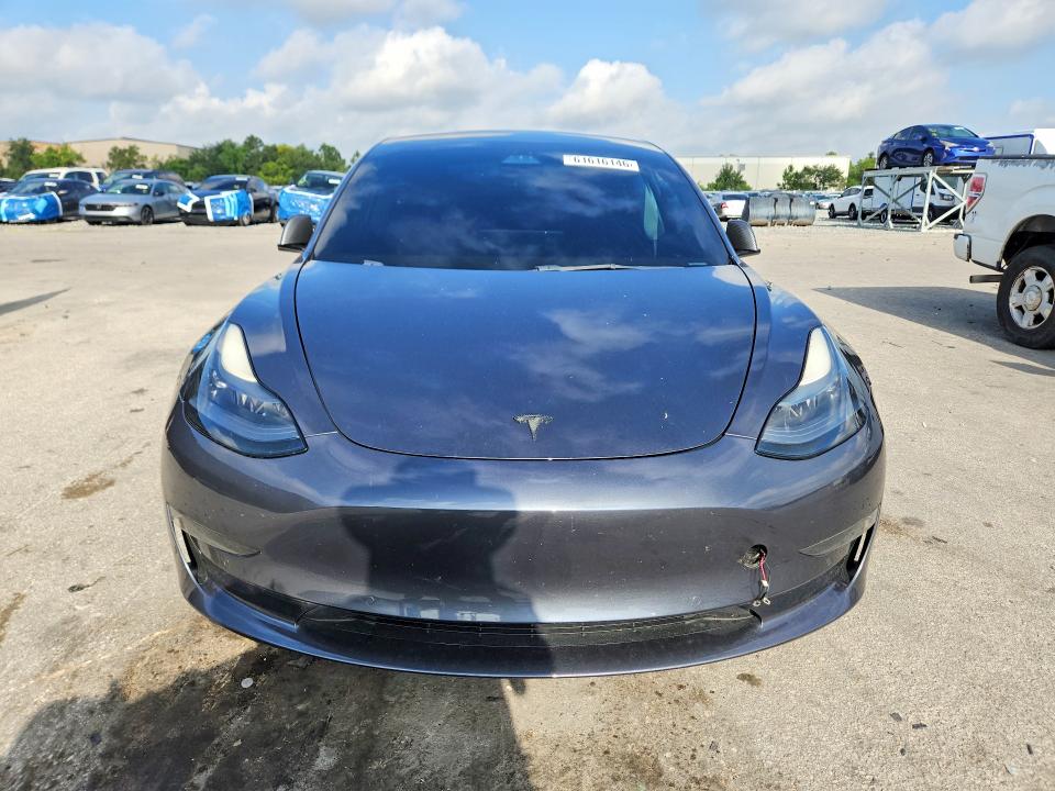 61616146 :رقم المزاد ، 5YJ3E1EA6MF096195 vin ، 2021 Tesla Model 3 مزاد بيع