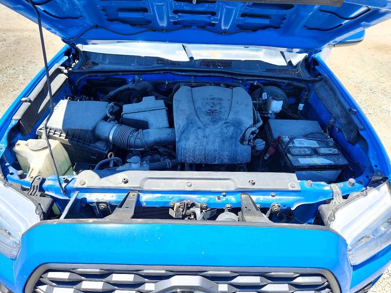 2021 Toyota Tacoma მანქანა იყიდება აუქციონზე, vin: 3TYAZ5CNXMT005843, აუქციონის ნომერი: 58569786