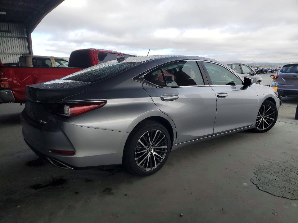 2024 Lexus Es 350 მანქანა იყიდება აუქციონზე, vin: 58ADZ1B10RU165544, აუქციონის ნომერი: 62099666