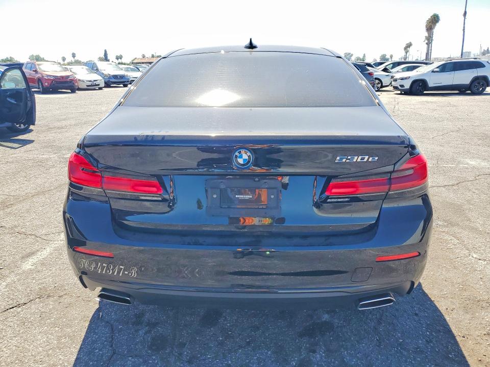 Продаж на аукціоні авто 2023 Bmw 530e, vin: WBA13AG00PCM30463, номер лоту: 62493846