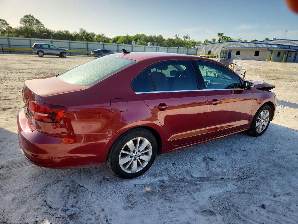 61331096 :رقم المزاد ، 3VWD67AJ5GM266196 vin ، 2016 Volkswagen Jetta مزاد بيع