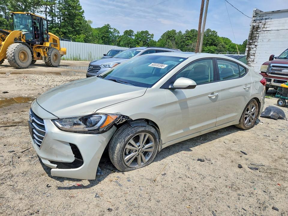 60030396 :رقم المزاد ، 5NPD84LF0HH202885 vin ، 2017 Hyundai Elantra مزاد بيع