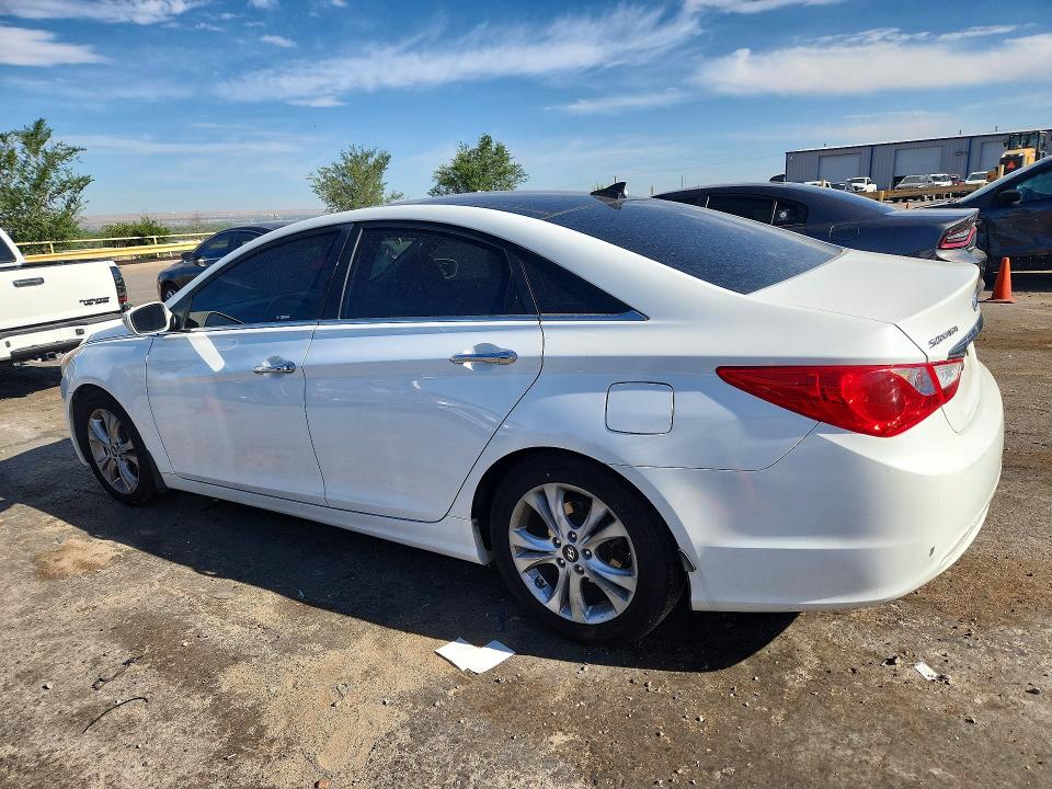 60590106 :رقم المزاد ، 5NPEC4AC2CH494429 vin ، 2012 Hyundai Sonata مزاد بيع