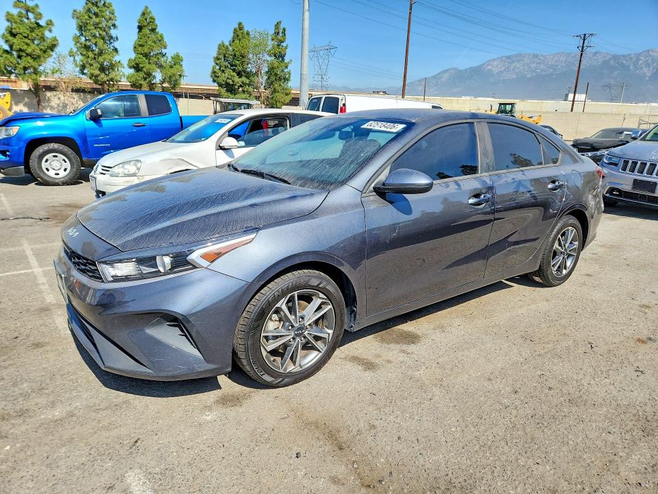 62518406 :رقم المزاد ، 3KPF24ADXPE629795 vin ، 2023 Kia Forte مزاد بيع